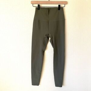 Bar Bella Box Ribbed High Waisted 7/8 Legging L Olive Green Activewear Gym Tight